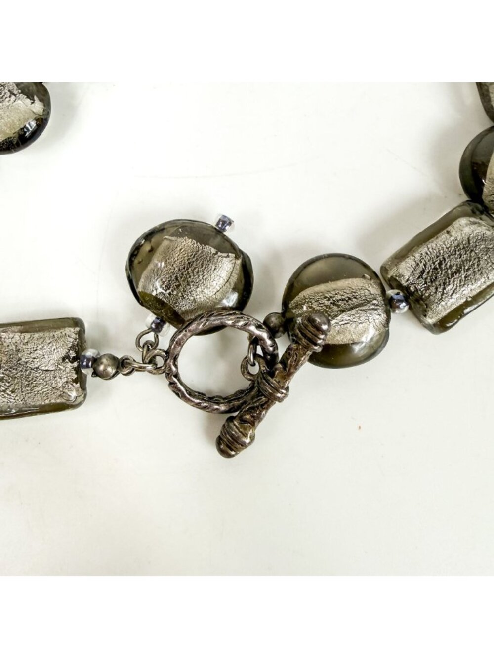 Vintage Art Glass Silver Avventurine Smoky Grey Beaded Chunky Toggle Necklace - Picture 4 of 4